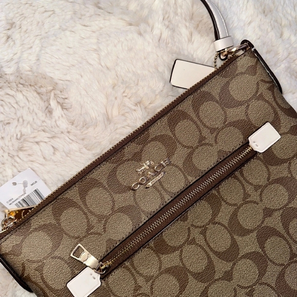 Coach Sig Rowan File Bag - Picture 2 of 6